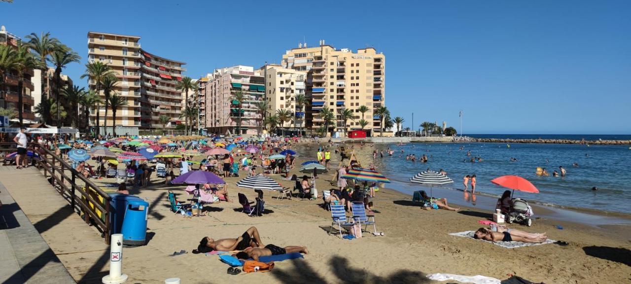 Vinas Leilighet Torrevieja Eksteriør bilde
